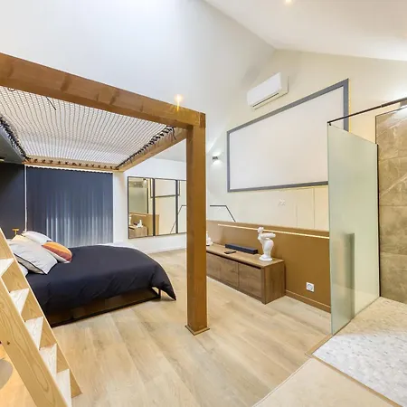 Villa Relax House & -